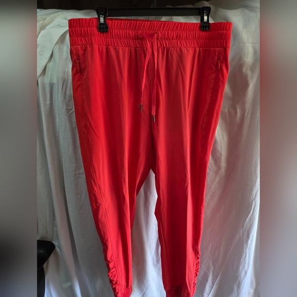 Chico's Zenergy Vibrant Red Pants - Picture 1 of 8